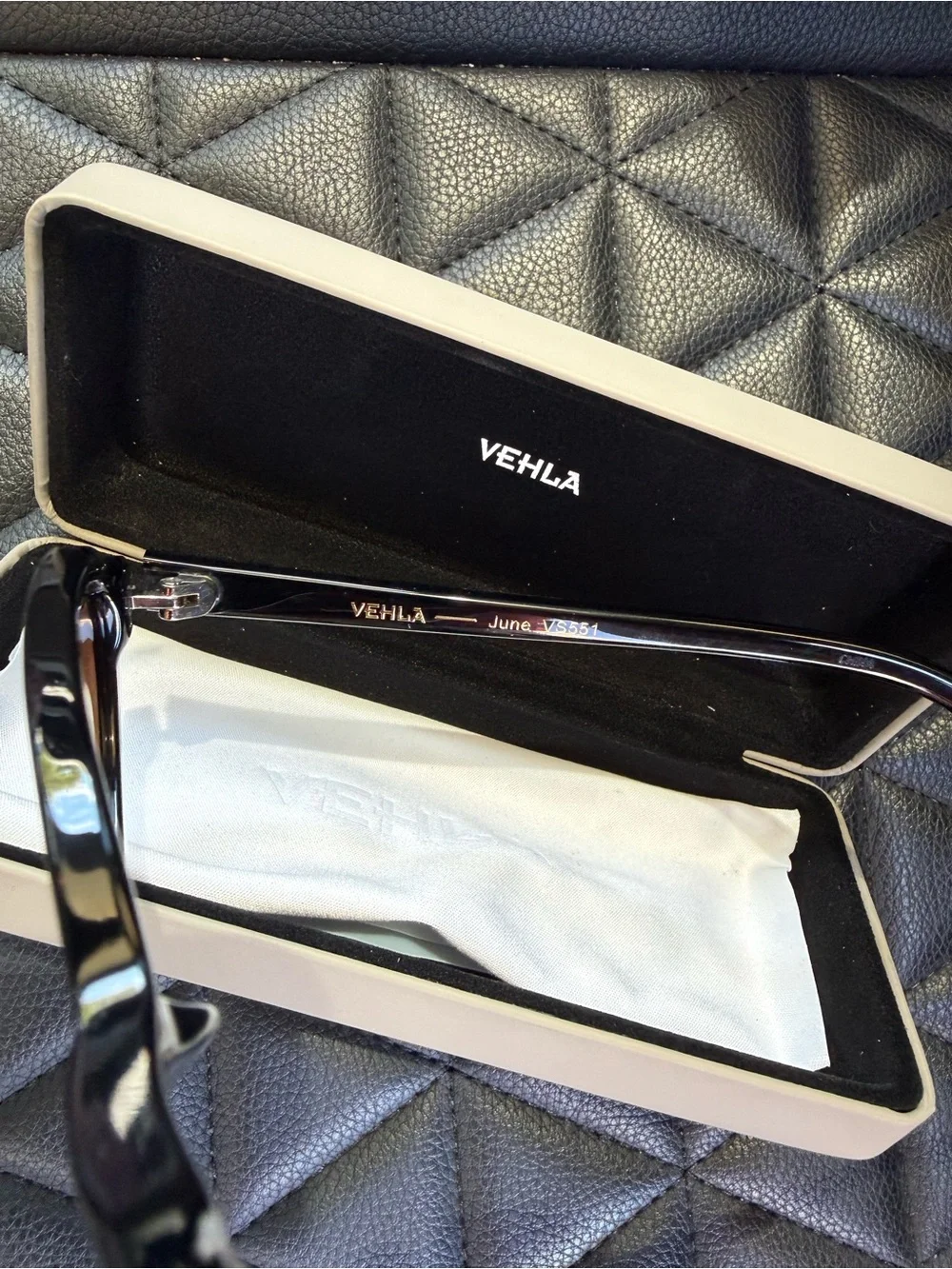 VEHLA June Sunglasses - black brown